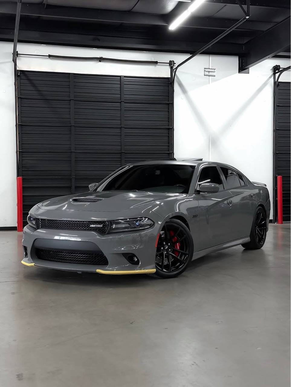 2023 Dodge DURANGO R/T - Image 5