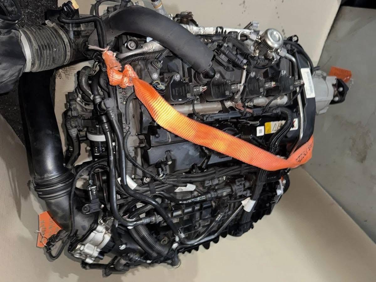 BMW B48B20A Engine & Gear box Assembly 2016 BMW 420i F36 Gran Coupe 28,077 KM