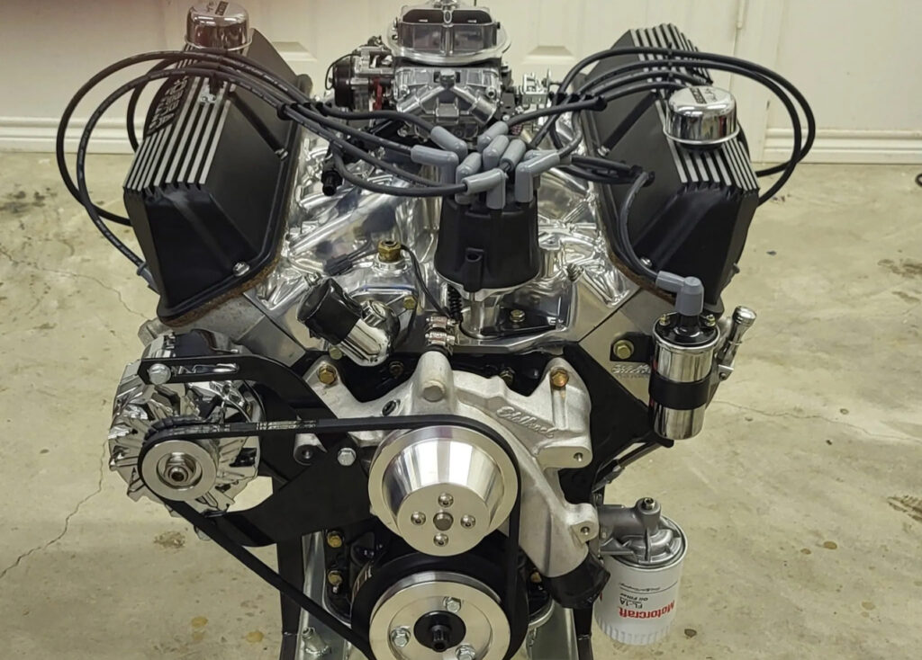 Ford 427 FE V8 Engine